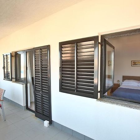 Apartman Branko Pag Town Esterno foto