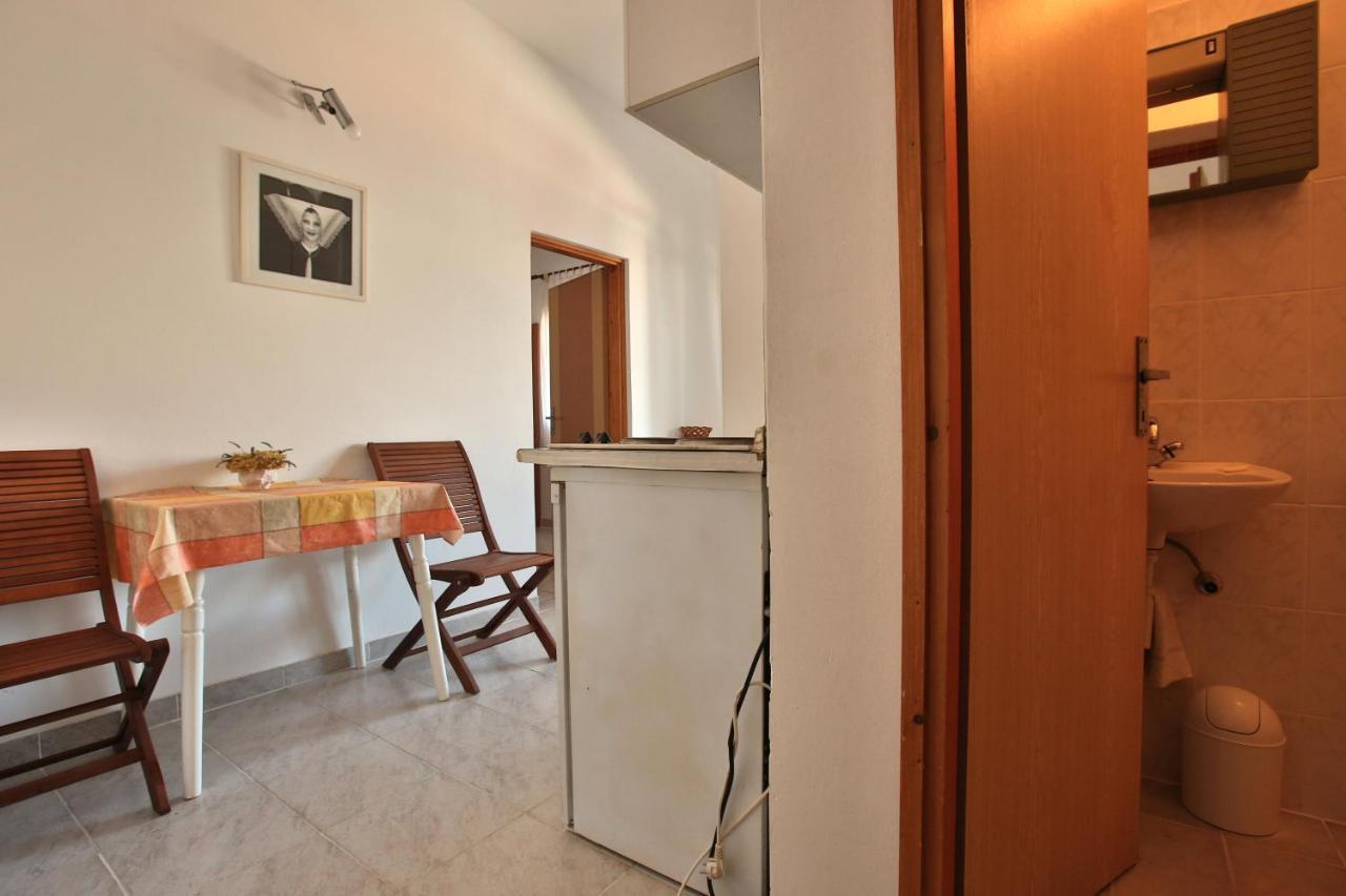 Apartman Branko Pag Town Esterno foto